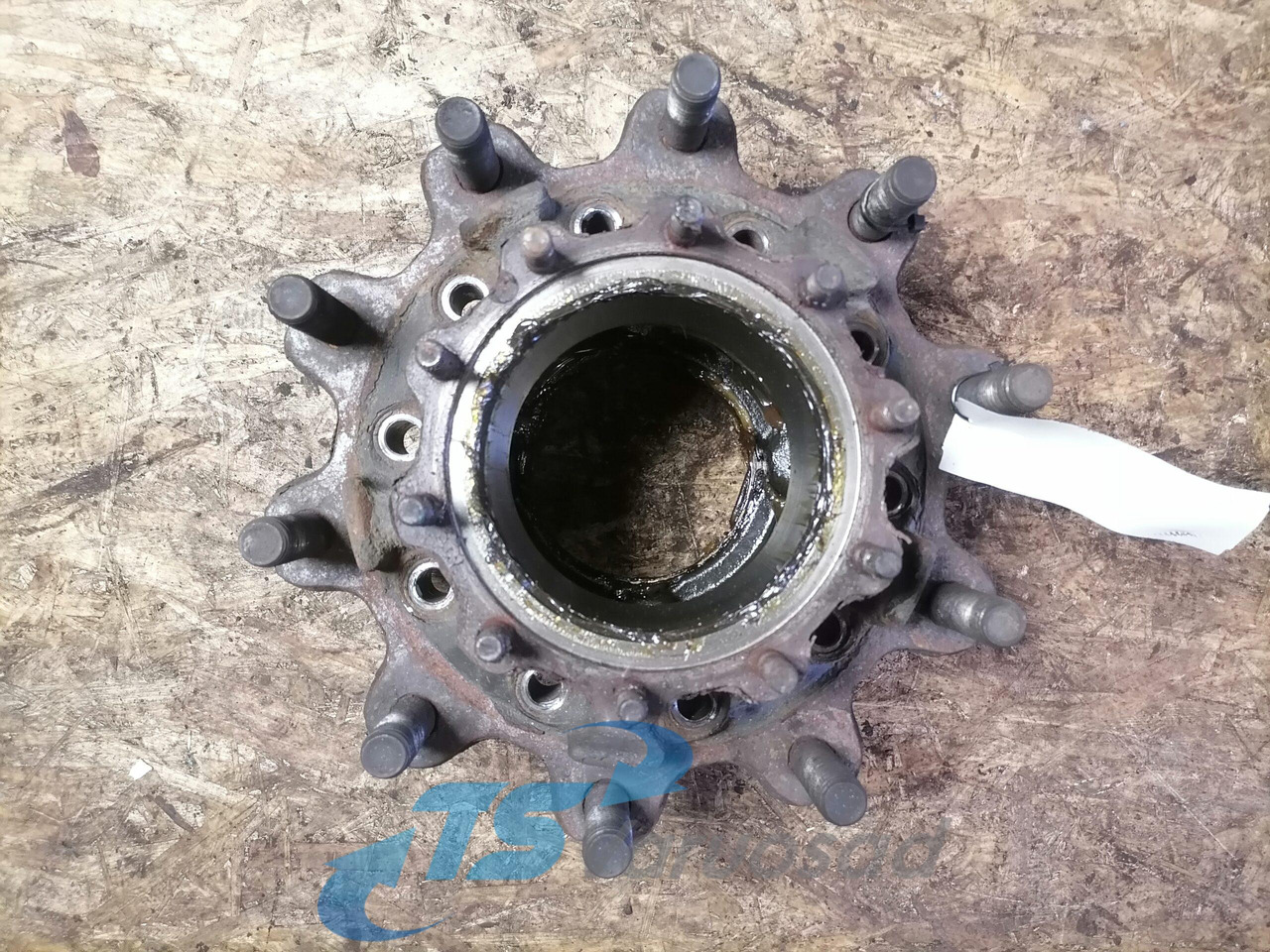 Scania Wheel hub 2290542 - Univerzalni dio za Kamion: slika Scania Wheel hub 2290542 - Univerzalni dio za Kamion Scania Wheel hub 2290542 - Univerzalni dio za Kamion: slika Scania Wheel hub 2290542 - Univerzalni dio za Kamion