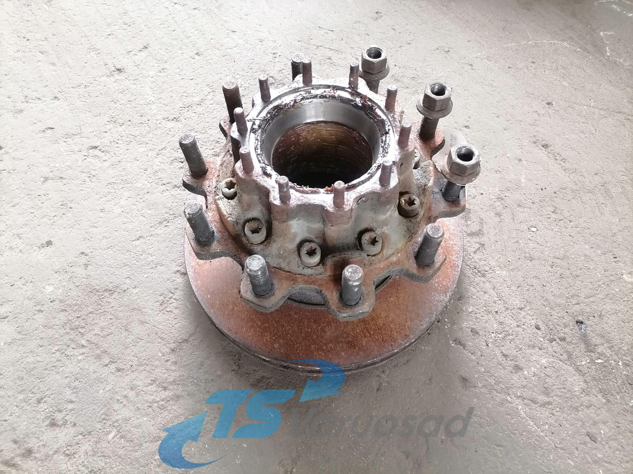 Scania Wheel hub 2290542 - Glavina kotača za Kamion: slika Scania Wheel hub 2290542 - Glavina kotača za Kamion Scania Wheel hub 2290542 - Glavina kotača za Kamion: slika Scania Wheel hub 2290542 - Glavina kotača za Kamion