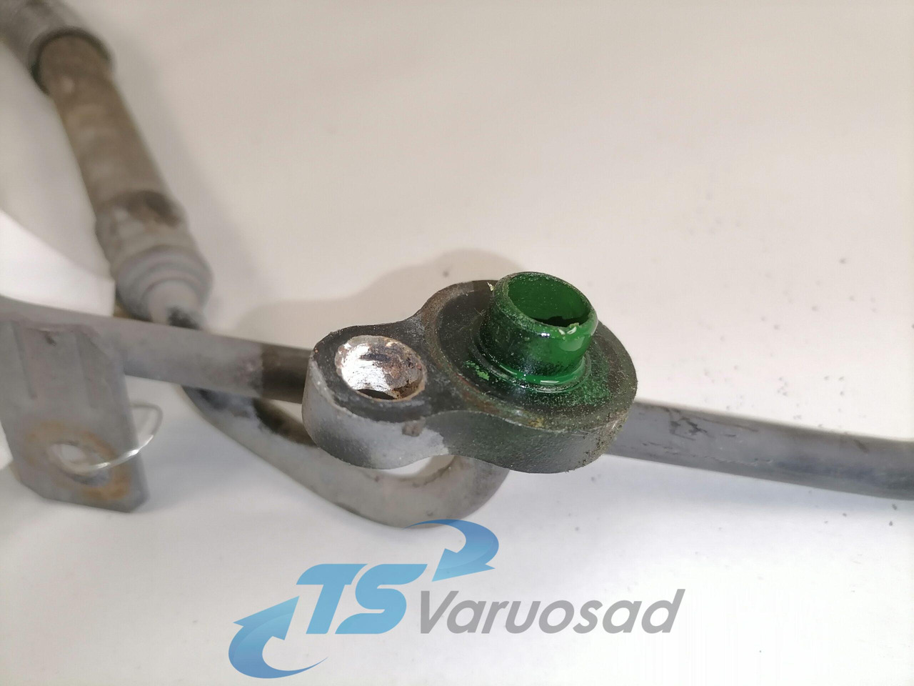 Volvo A/C pipe 20398692 - Grijanje/ Ventilacija za Kamion: slika Volvo A/C pipe 20398692 - Grijanje/ Ventilacija za Kamion Volvo A/C pipe 20398692 - Grijanje/ Ventilacija za Kamion: slika Volvo A/C pipe 20398692 - Grijanje/ Ventilacija za Kamion