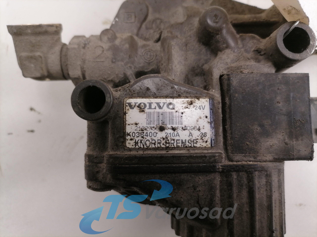 Volvo ABS brake valve 21327360 - Kočioni ventil za Kamion: slika  Volvo ABS brake valve 21327360 - Kočioni ventil za Kamion Volvo ABS brake valve 21327360 - Kočioni ventil za Kamion: slika  Volvo ABS brake valve 21327360 - Kočioni ventil za Kamion