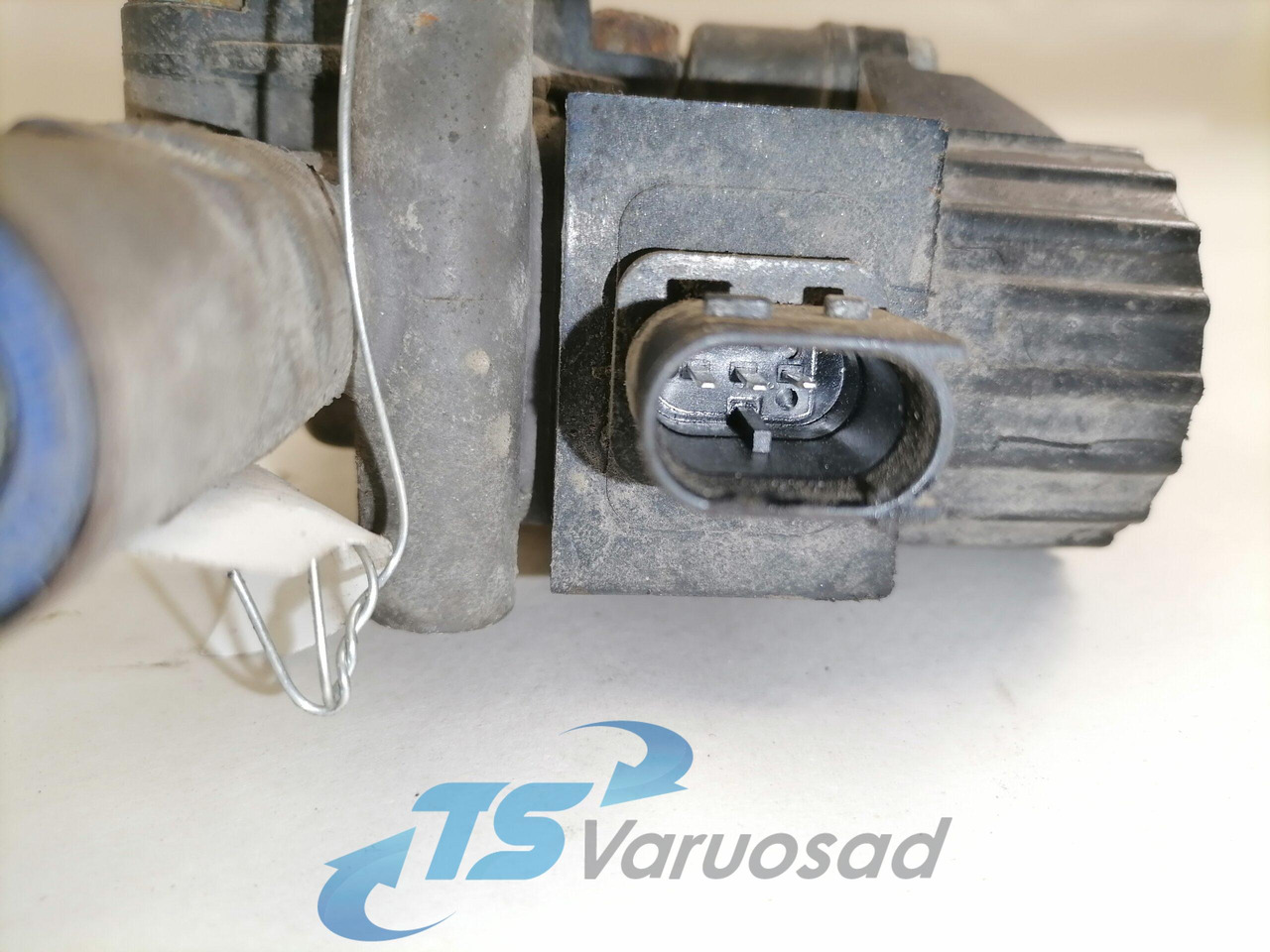 Volvo ABS brake valve 21327360 - Kočioni ventil za Kamion: slika  Volvo ABS brake valve 21327360 - Kočioni ventil za Kamion Volvo ABS brake valve 21327360 - Kočioni ventil za Kamion: slika  Volvo ABS brake valve 21327360 - Kočioni ventil za Kamion