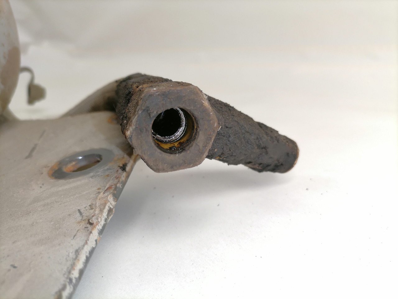 Volvo Air dryer 21620172 - Kočioni ventil za Kamion: slika Volvo Air dryer 21620172 - Kočioni ventil za Kamion Volvo Air dryer 21620172 - Kočioni ventil za Kamion: slika Volvo Air dryer 21620172 - Kočioni ventil za Kamion