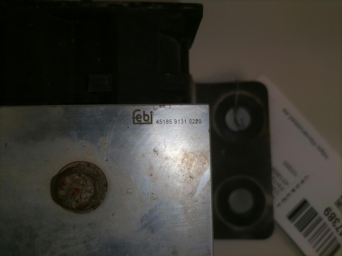 Volvo Air pressure control valve 4518591310220 - Kočioni ventil za Kamion: slika Volvo Air pressure control valve 4518591310220 - Kočioni ventil za Kamion Volvo Air pressure control valve 4518591310220 - Kočioni ventil za Kamion: slika Volvo Air pressure control valve 4518591310220 - Kočioni ventil za Kamion