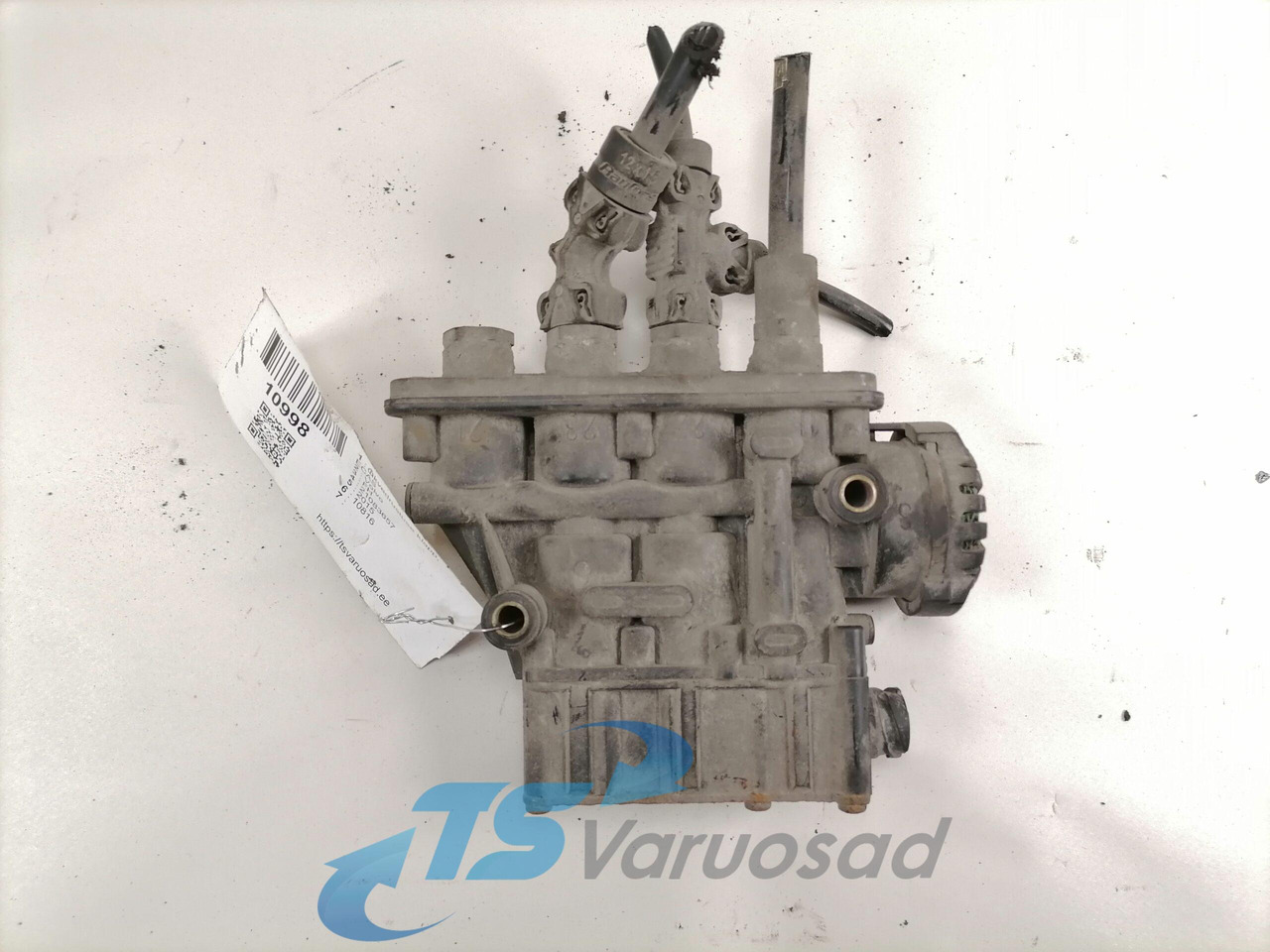 Volvo Air suspension control valve, ECAS 21083657 - Kočioni ventil za Kamion: slika  Volvo Air suspension control valve, ECAS 21083657 - Kočioni ventil za Kamion Volvo Air suspension control valve, ECAS 21083657 - Kočioni ventil za Kamion: slika  Volvo Air suspension control valve, ECAS 21083657 - Kočioni ventil za Kamion
