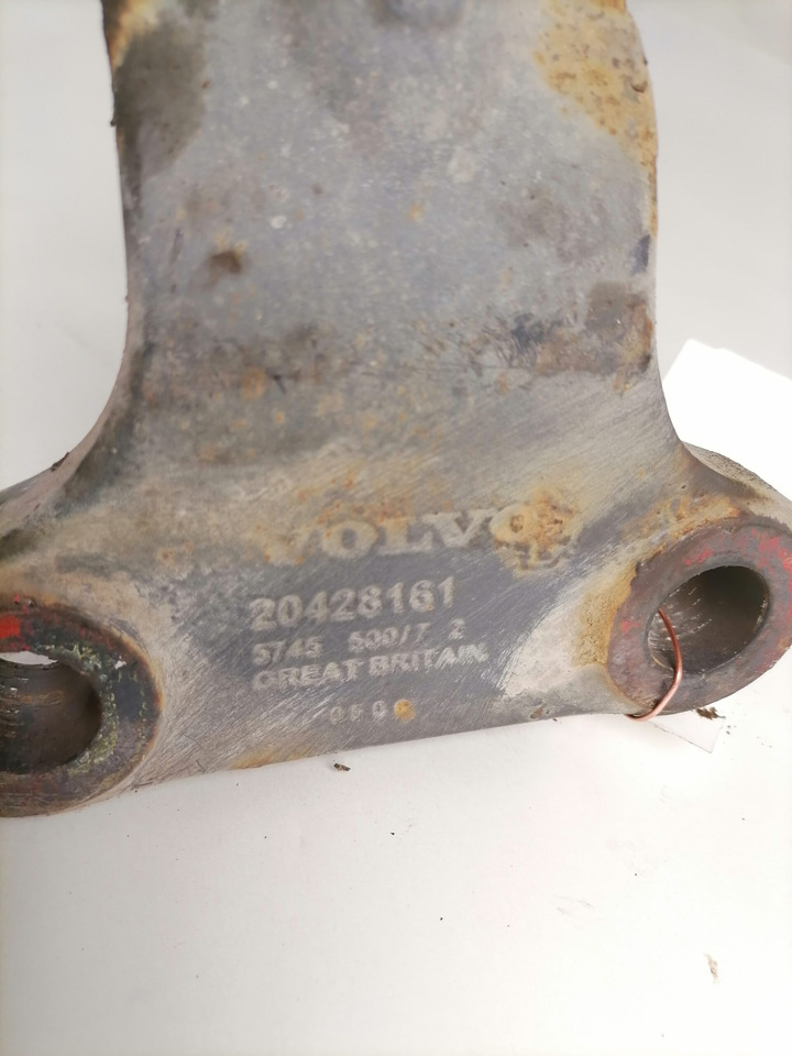 Volvo Anti-roll bar bracket 20428161 - Balans štanga za Kamion: slika Volvo Anti-roll bar bracket 20428161 - Balans štanga za Kamion Volvo Anti-roll bar bracket 20428161 - Balans štanga za Kamion: slika Volvo Anti-roll bar bracket 20428161 - Balans štanga za Kamion