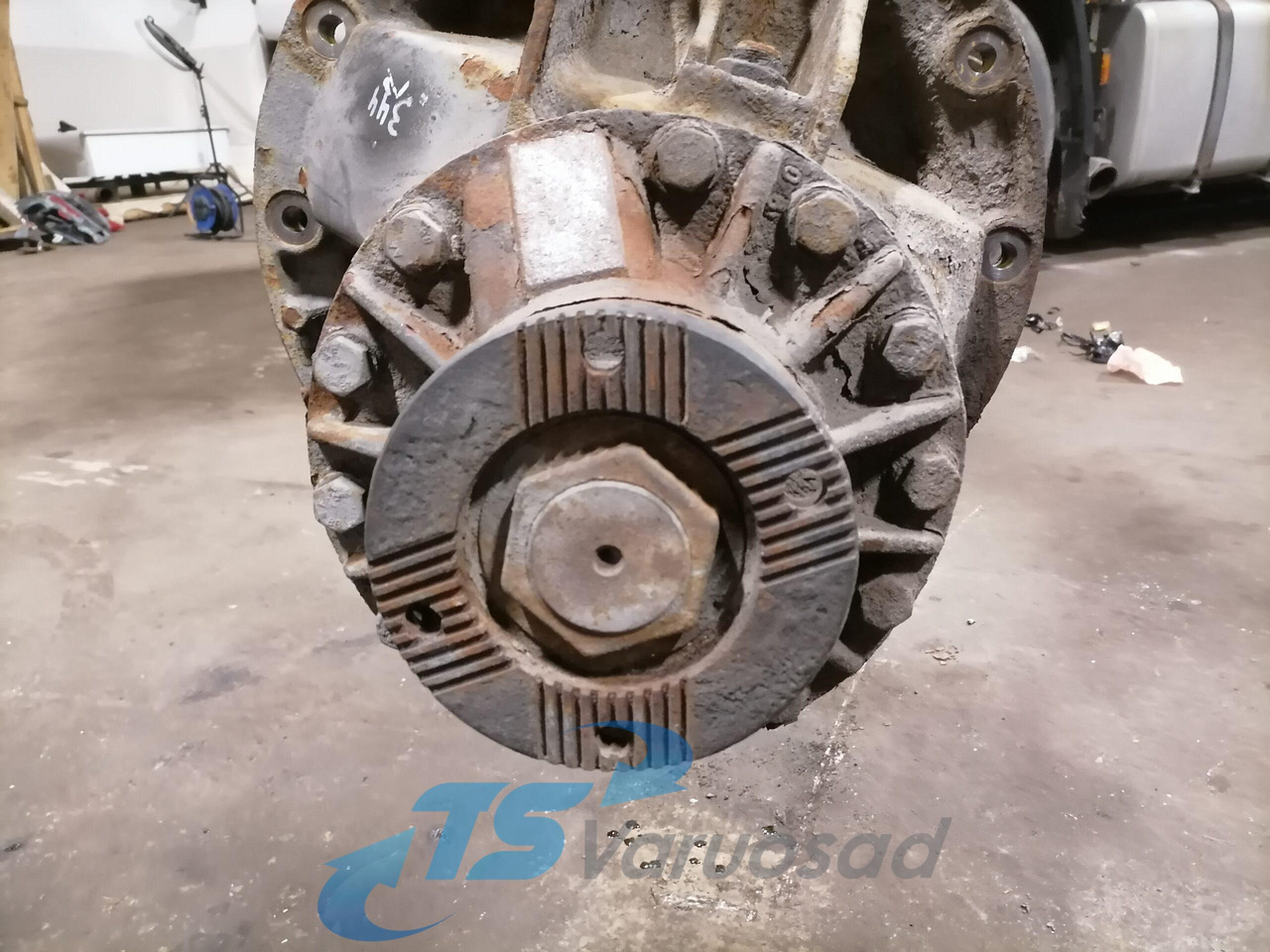 Volvo Axel gear RS1356SV - Reduktor pogona za Kamion: slika Volvo Axel gear RS1356SV - Reduktor pogona za Kamion Volvo Axel gear RS1356SV - Reduktor pogona za Kamion: slika Volvo Axel gear RS1356SV - Reduktor pogona za Kamion