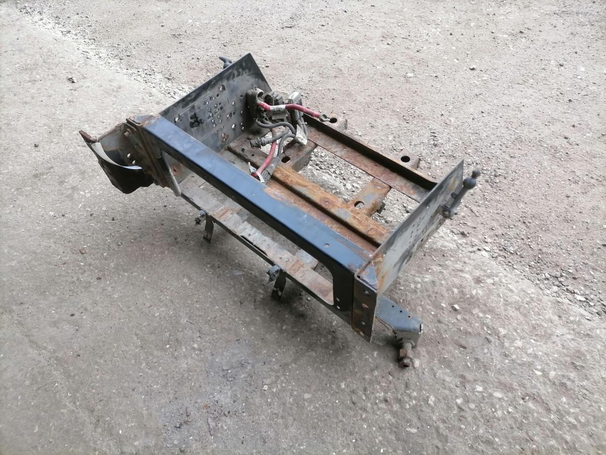 Volvo Battery box 21042654 - Akumulator za Kamion: slika Volvo Battery box 21042654 - Akumulator za Kamion Volvo Battery box 21042654 - Akumulator za Kamion: slika Volvo Battery box 21042654 - Akumulator za Kamion