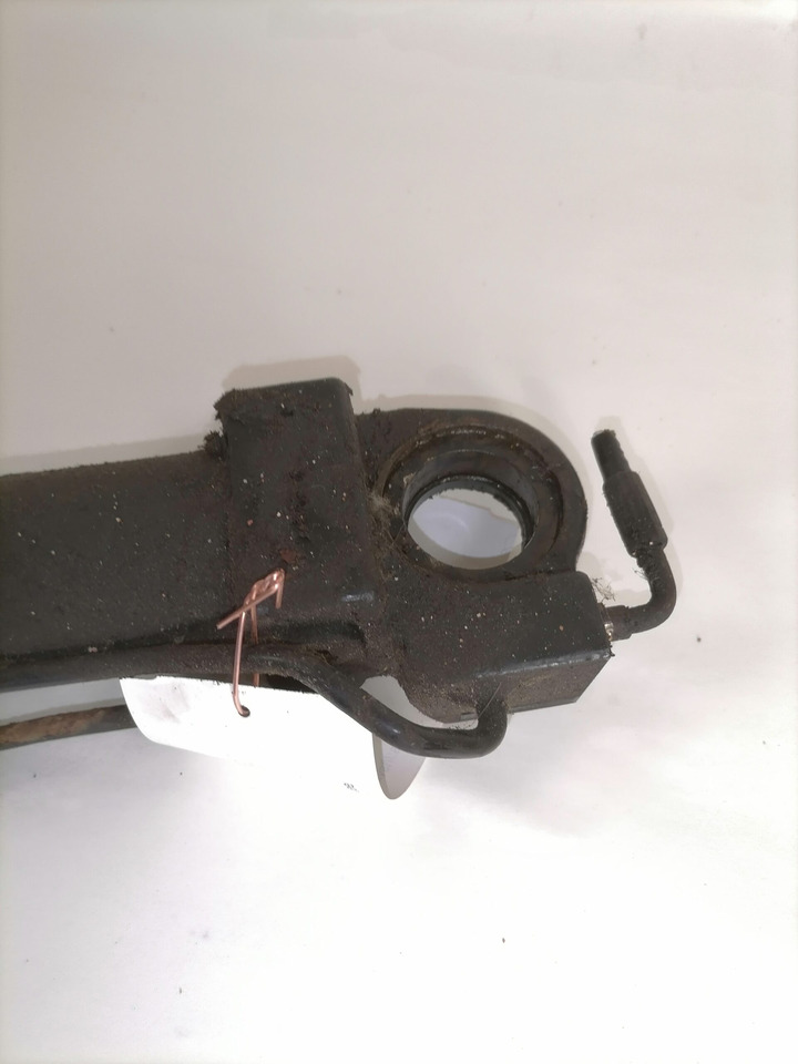 Volvo Cab tilting cylinder 22070283 - Ovjes kabine za Kamion: slika Volvo Cab tilting cylinder 22070283 - Ovjes kabine za Kamion Volvo Cab tilting cylinder 22070283 - Ovjes kabine za Kamion: slika Volvo Cab tilting cylinder 22070283 - Ovjes kabine za Kamion