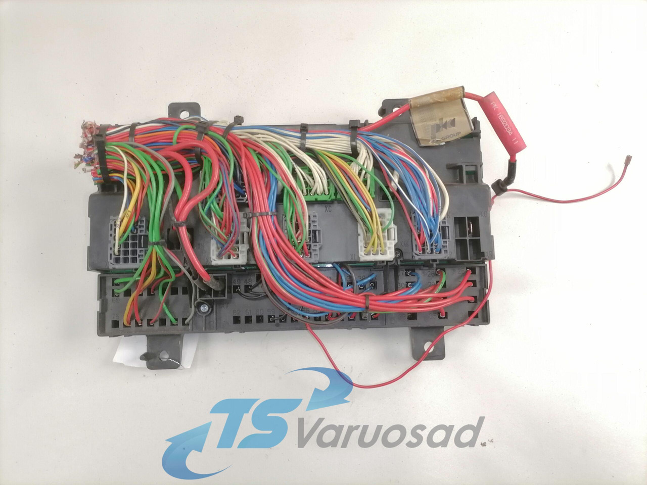 Volvo Central electric unit 20476480 - Osigurač za Kamion: slika Volvo Central electric unit 20476480 - Osigurač za Kamion Volvo Central electric unit 20476480 - Osigurač za Kamion: slika Volvo Central electric unit 20476480 - Osigurač za Kamion