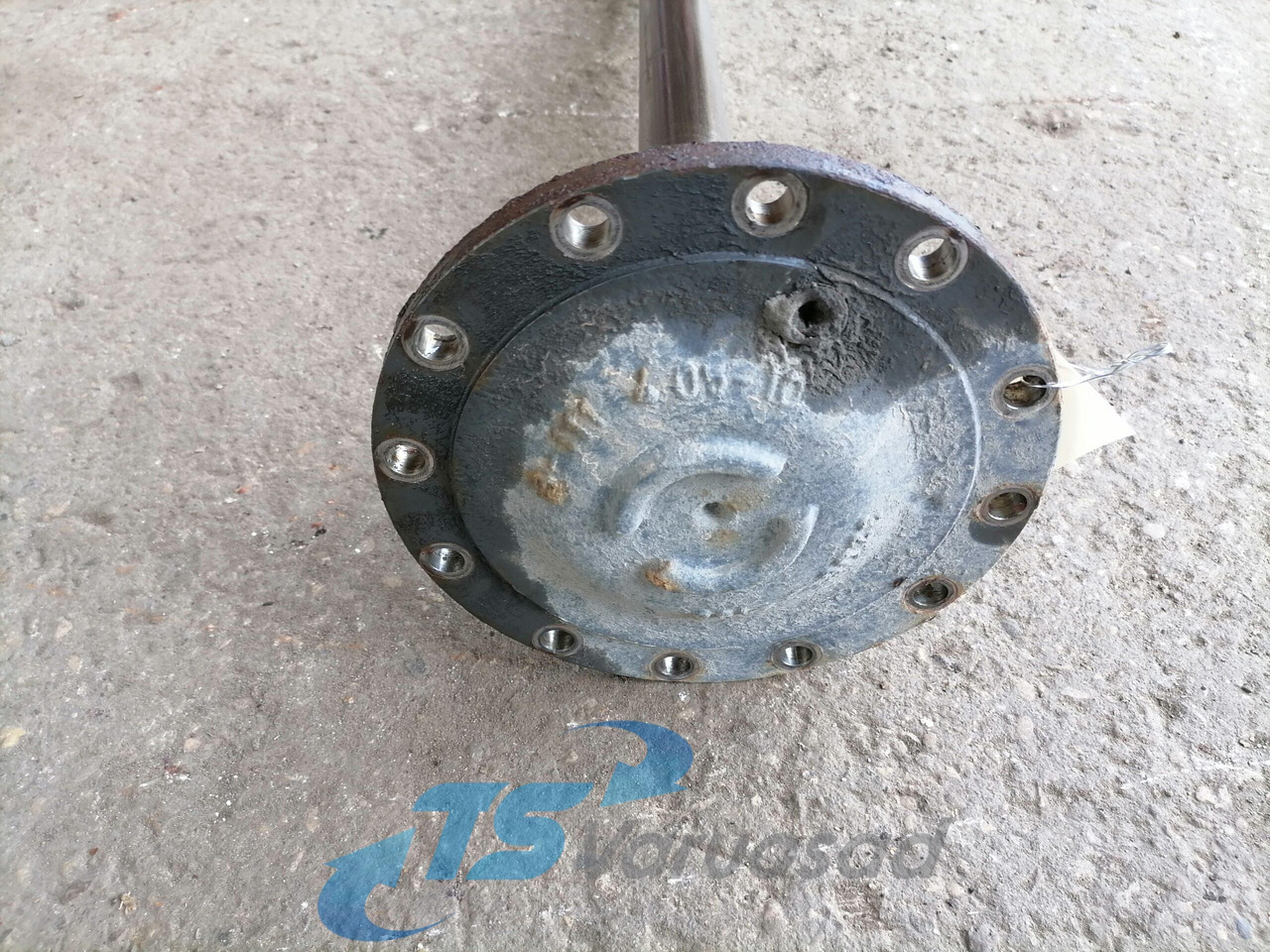 Volvo Drive shaft 20815243 - Polosovina za Kamion: slika Volvo Drive shaft 20815243 - Polosovina za Kamion Volvo Drive shaft 20815243 - Polosovina za Kamion: slika Volvo Drive shaft 20815243 - Polosovina za Kamion