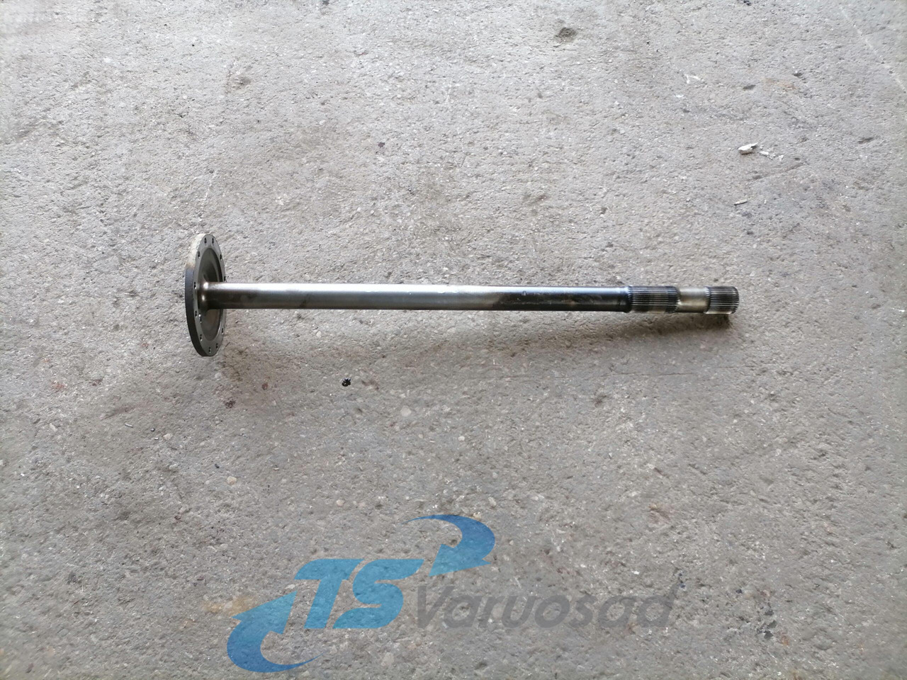 Volvo Drive shaft 20815246 - Polosovina za Kamion: slika Volvo Drive shaft 20815246 - Polosovina za Kamion Volvo Drive shaft 20815246 - Polosovina za Kamion: slika Volvo Drive shaft 20815246 - Polosovina za Kamion