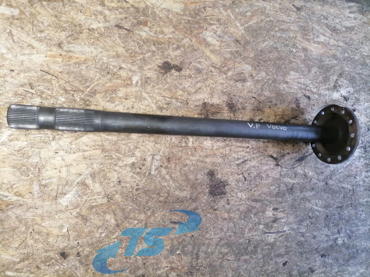 Volvo Drive shaft 20836831 - Polosovina za Kamion: slika Volvo Drive shaft 20836831 - Polosovina za Kamion Volvo Drive shaft 20836831 - Polosovina za Kamion: slika Volvo Drive shaft 20836831 - Polosovina za Kamion