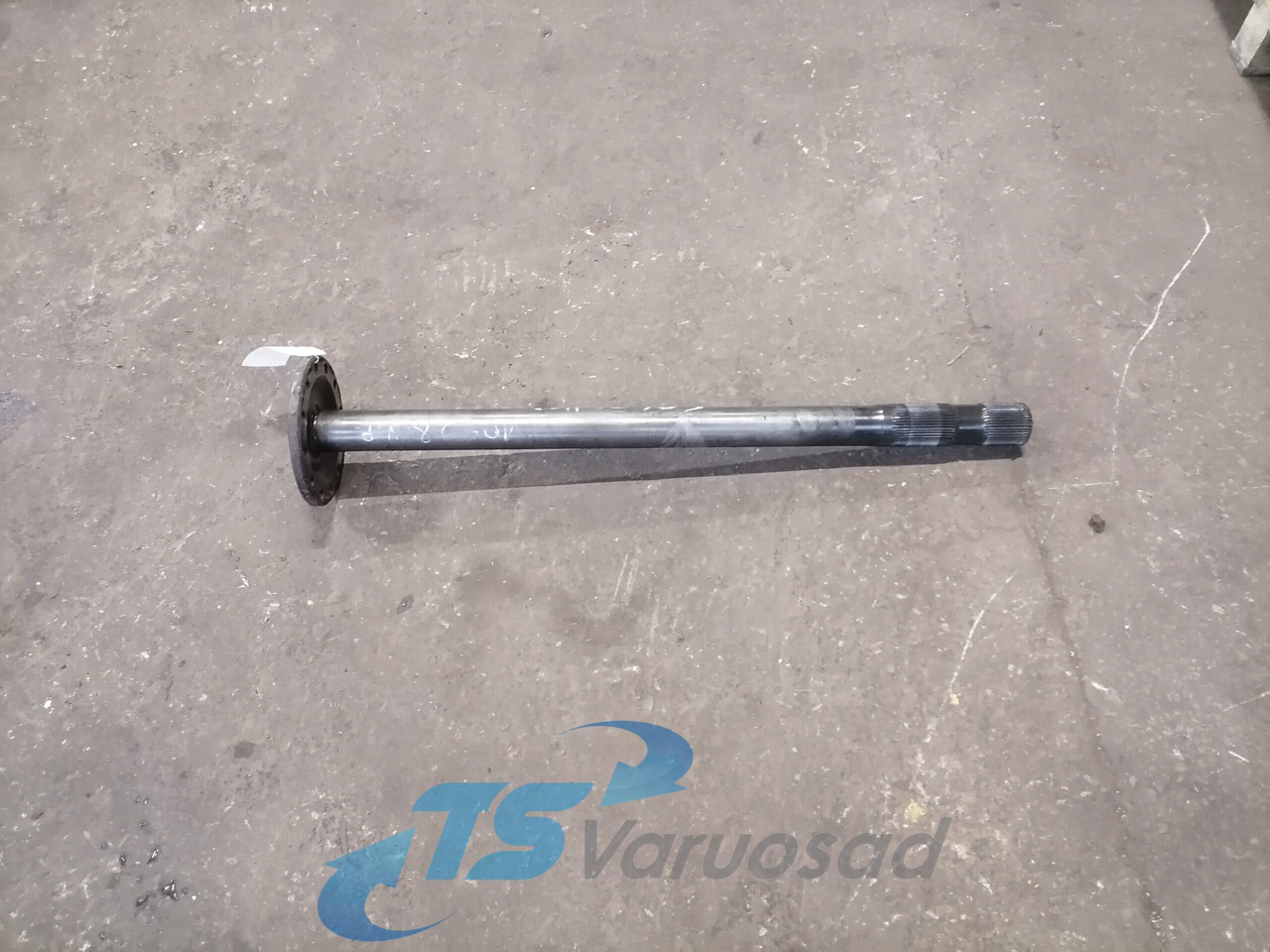 Volvo Drive shaft 20836831 - Polosovina za Kamion: slika Volvo Drive shaft 20836831 - Polosovina za Kamion Volvo Drive shaft 20836831 - Polosovina za Kamion: slika Volvo Drive shaft 20836831 - Polosovina za Kamion