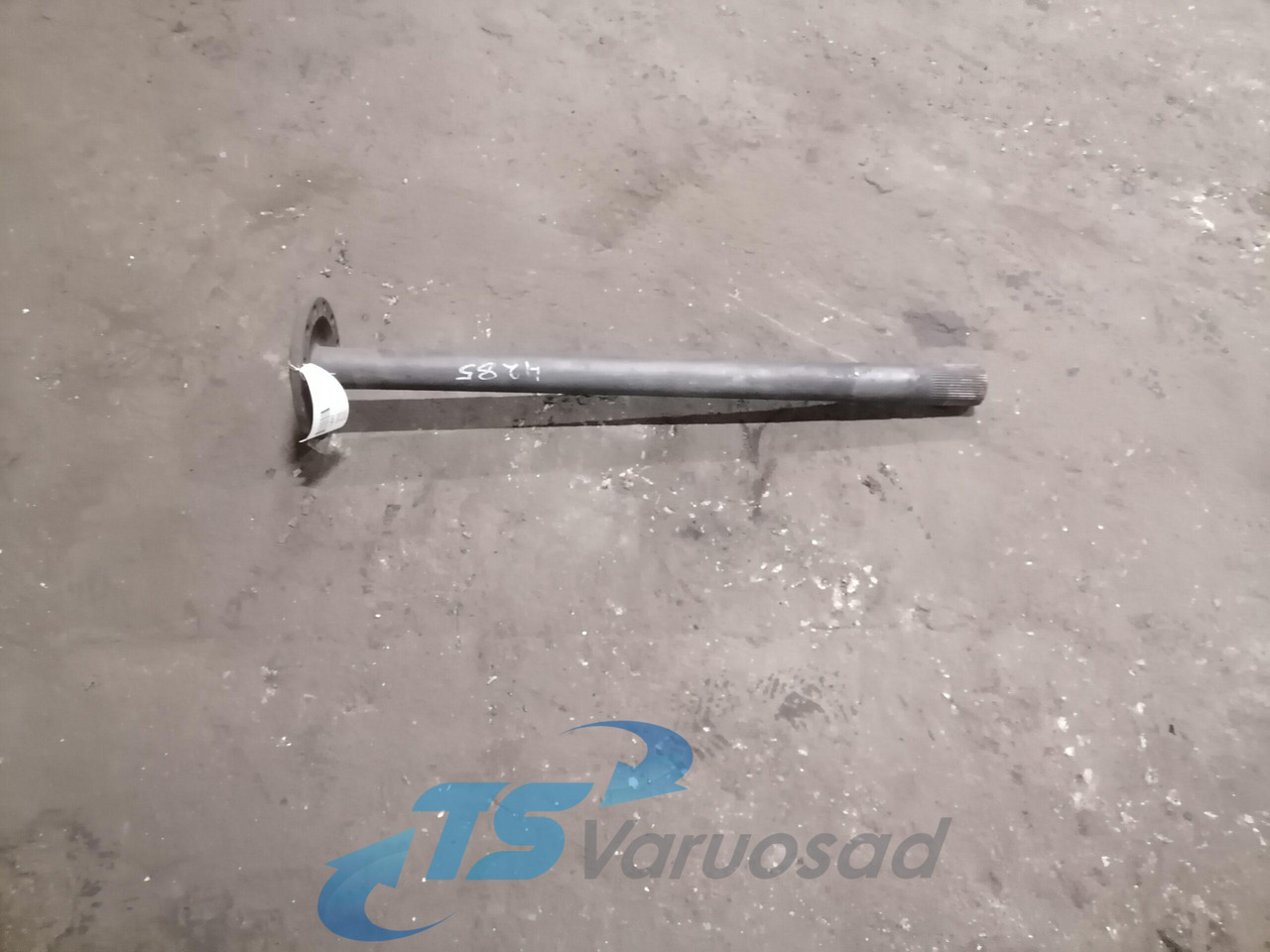 Volvo Drive shaft 8172096 - Polosovina za Kamion: slika Volvo Drive shaft 8172096 - Polosovina za Kamion Volvo Drive shaft 8172096 - Polosovina za Kamion: slika Volvo Drive shaft 8172096 - Polosovina za Kamion