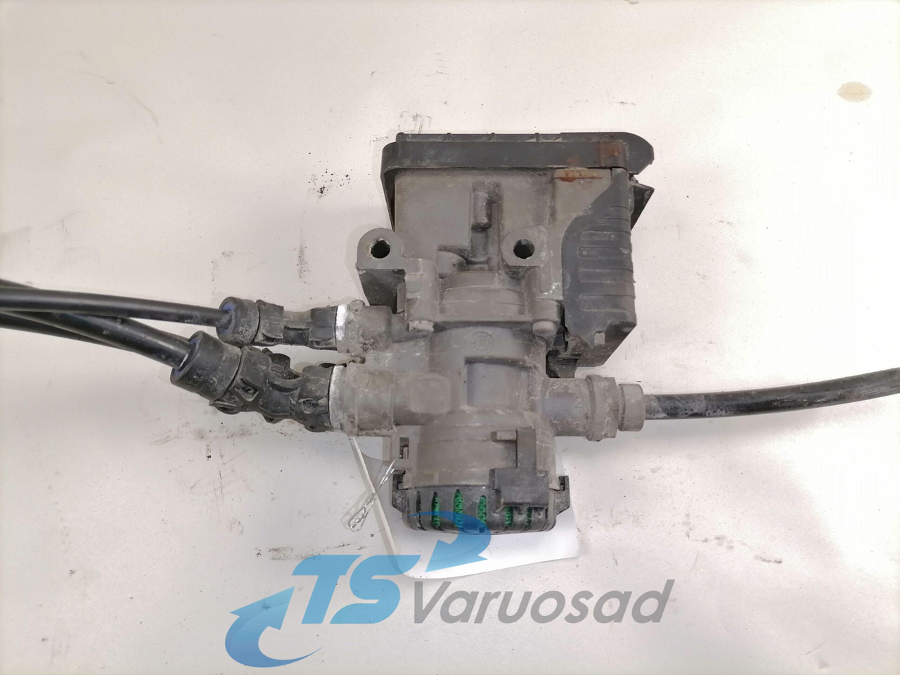 Volvo EBS brake valve 22225550 - Kočioni ventil za Kamion: slika Volvo EBS brake valve 22225550 - Kočioni ventil za Kamion Volvo EBS brake valve 22225550 - Kočioni ventil za Kamion: slika Volvo EBS brake valve 22225550 - Kočioni ventil za Kamion