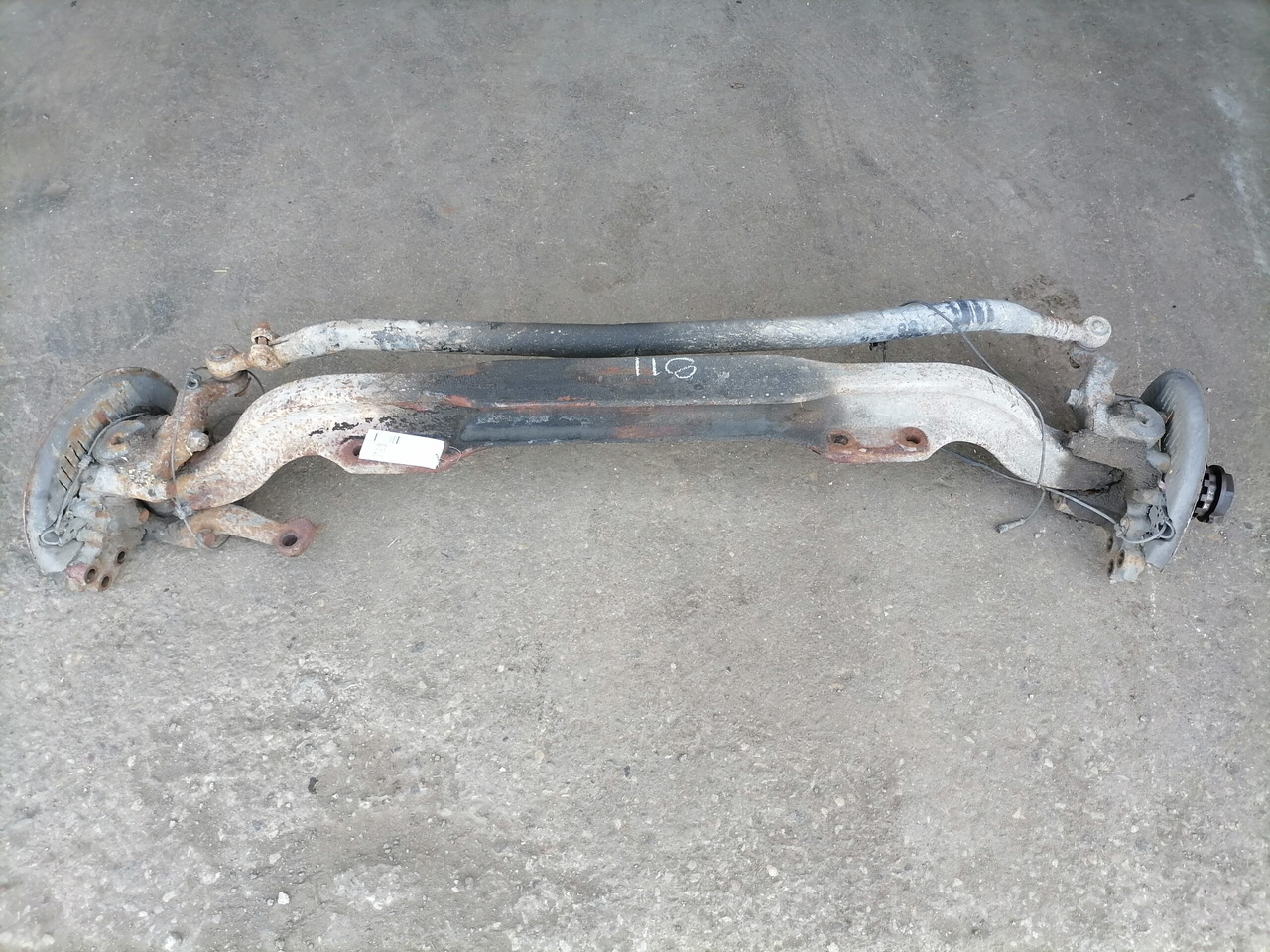 Volvo First axel housing 20399060 - Prednja osovina za Kamion: slika Volvo First axel housing 20399060 - Prednja osovina za Kamion Volvo First axel housing 20399060 - Prednja osovina za Kamion: slika Volvo First axel housing 20399060 - Prednja osovina za Kamion