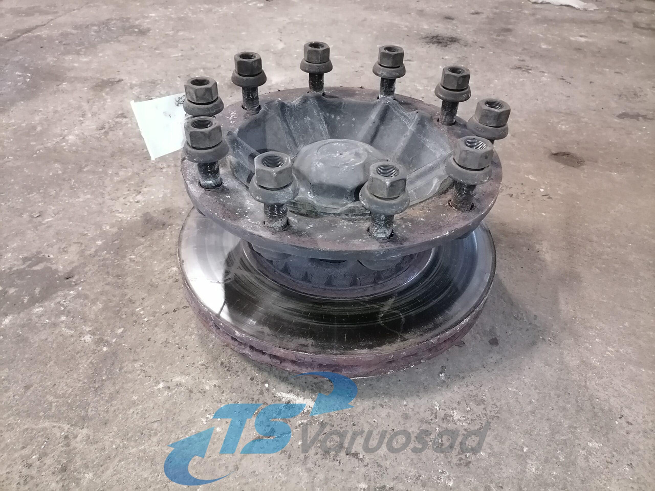 Volvo First wheel hub 1026853 - Glavina kotača za Kamion: slika Volvo First wheel hub 1026853 - Glavina kotača za Kamion Volvo First wheel hub 1026853 - Glavina kotača za Kamion: slika Volvo First wheel hub 1026853 - Glavina kotača za Kamion