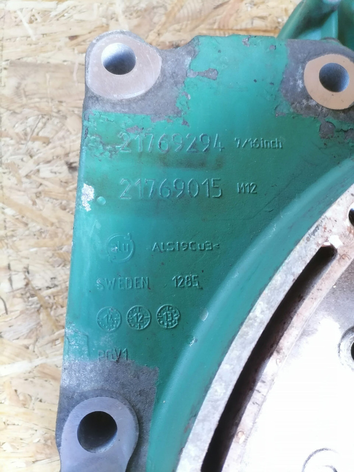 Volvo Flywheel housing 21769015 - Zamašnjak za Kamion: slika Volvo Flywheel housing 21769015 - Zamašnjak za Kamion Volvo Flywheel housing 21769015 - Zamašnjak za Kamion: slika Volvo Flywheel housing 21769015 - Zamašnjak za Kamion
