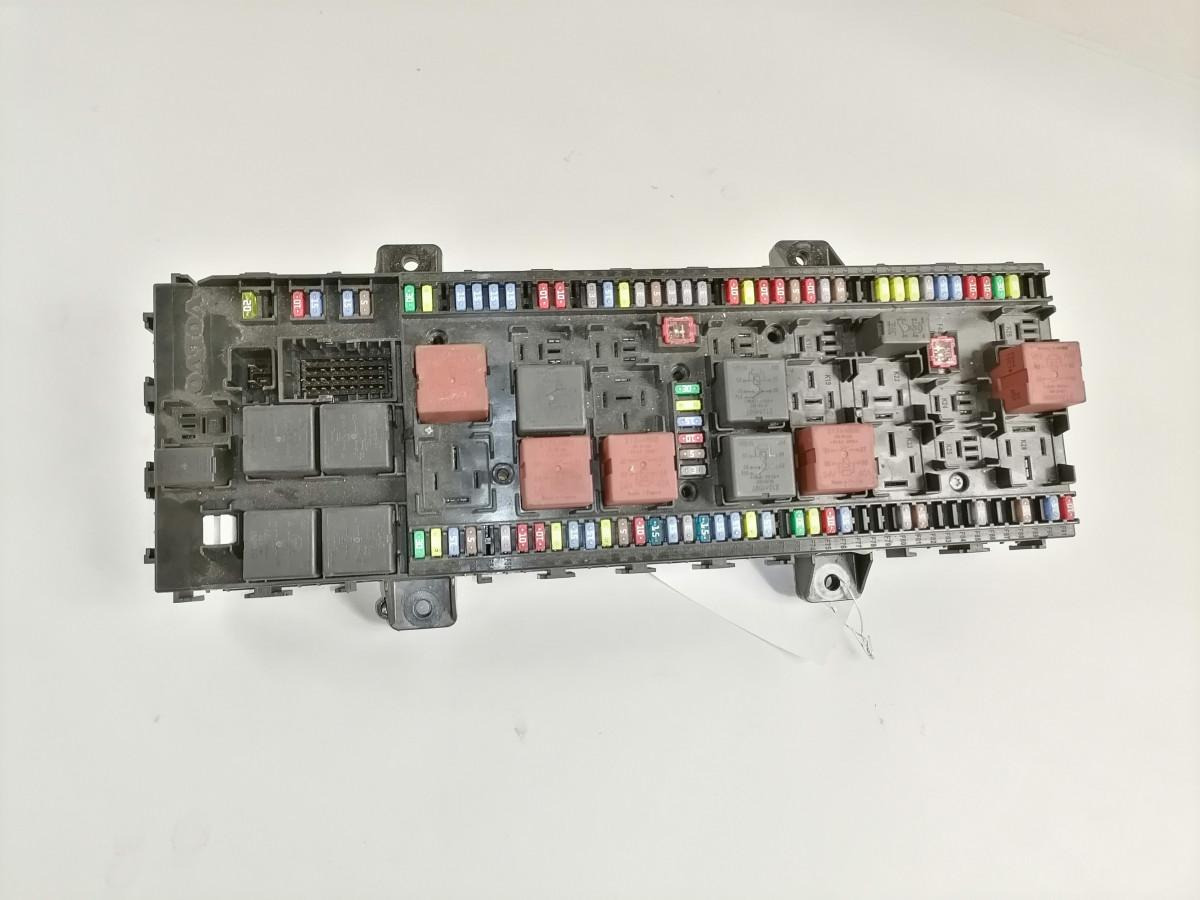 Volvo Fuse box 21939408 - Osigurač za Kamion: slika Volvo Fuse box 21939408 - Osigurač za Kamion Volvo Fuse box 21939408 - Osigurač za Kamion: slika Volvo Fuse box 21939408 - Osigurač za Kamion