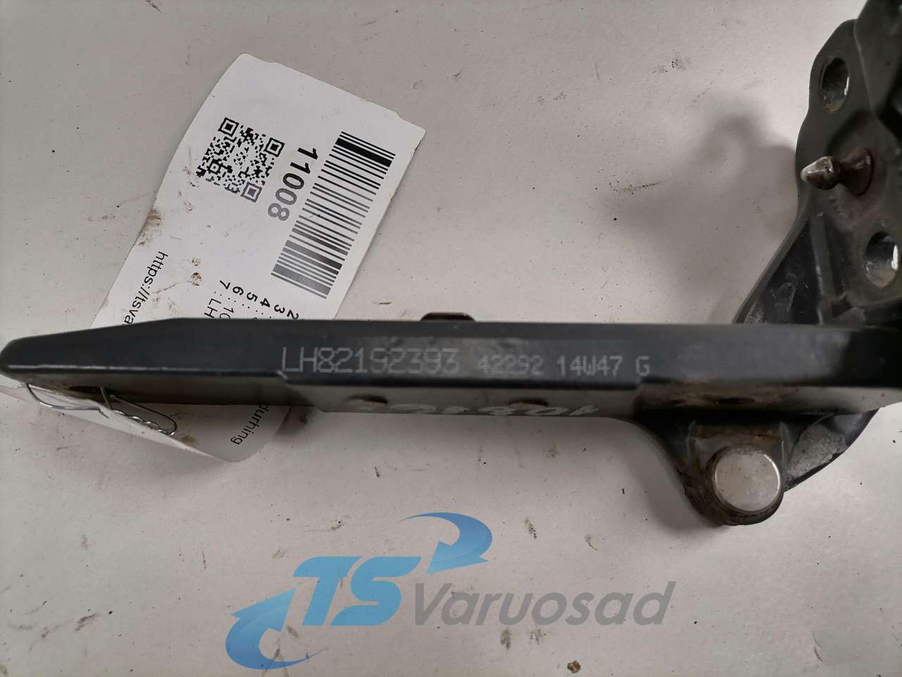 Volvo Iluvõre kandurhing 82192393 - Rešetka za Kamion: slika Volvo Iluvõre kandurhing 82192393 - Rešetka za Kamion Volvo Iluvõre kandurhing 82192393 - Rešetka za Kamion: slika Volvo Iluvõre kandurhing 82192393 - Rešetka za Kamion