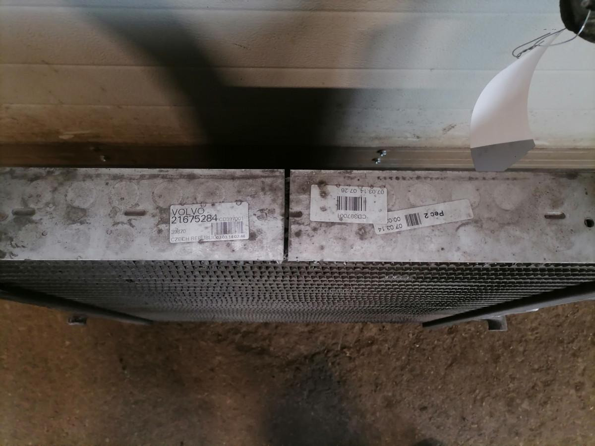 Volvo Intercooler radiator 21675284 - Međuhladnjak za Kamion: slika Volvo Intercooler radiator 21675284 - Međuhladnjak za Kamion Volvo Intercooler radiator 21675284 - Međuhladnjak za Kamion: slika Volvo Intercooler radiator 21675284 - Međuhladnjak za Kamion
