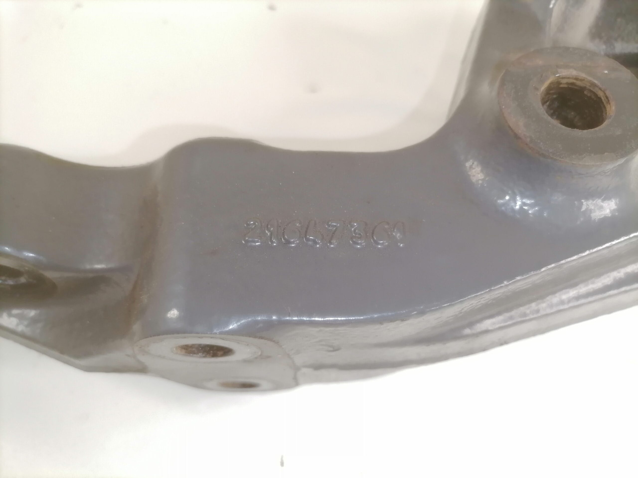 Volvo Kabiini kandur, tagumine 21647361 - Ovjes kabine za Kamion: slika Volvo Kabiini kandur, tagumine 21647361 - Ovjes kabine za Kamion Volvo Kabiini kandur, tagumine 21647361 - Ovjes kabine za Kamion: slika Volvo Kabiini kandur, tagumine 21647361 - Ovjes kabine za Kamion