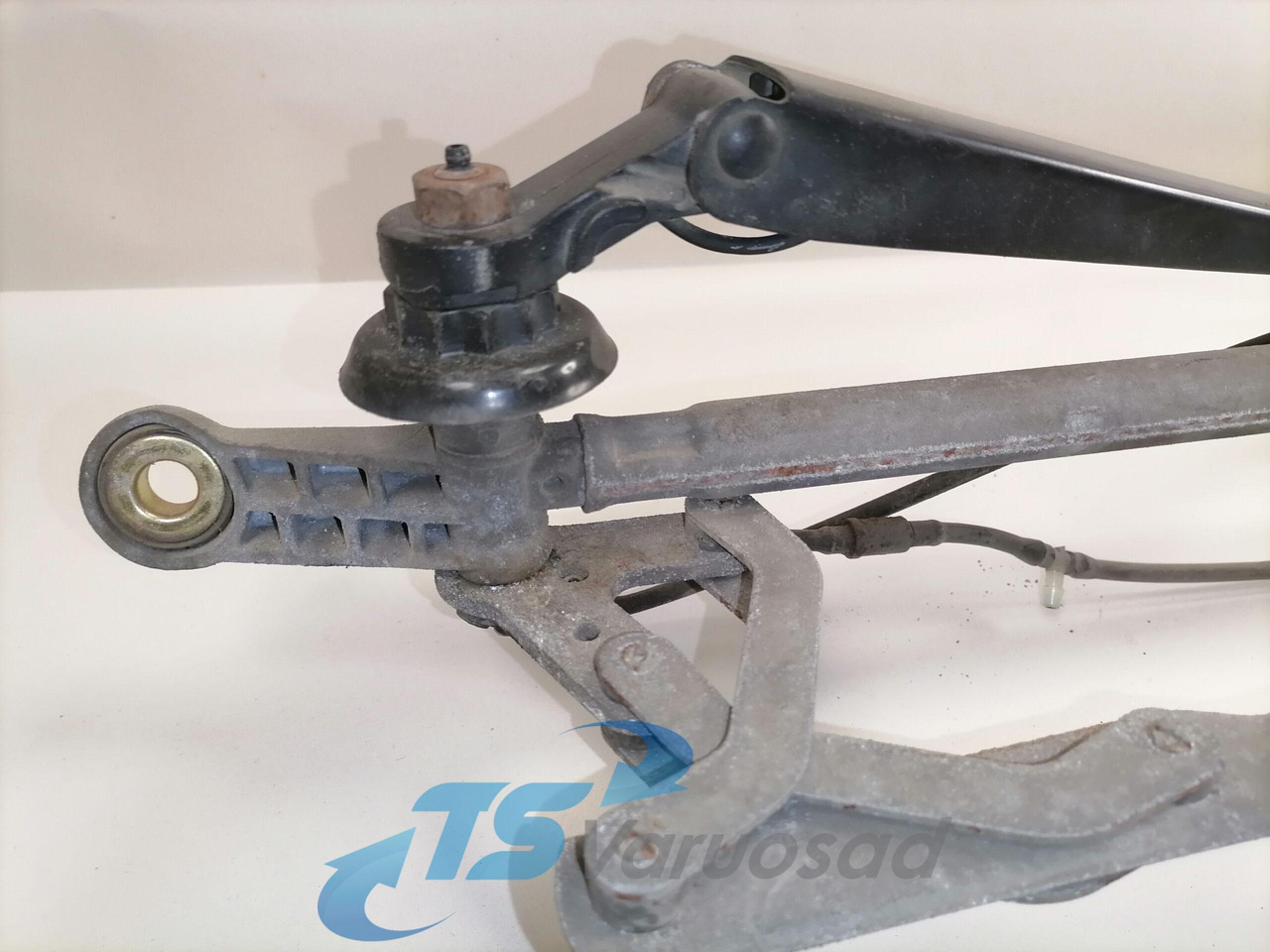 Volvo Klaasipuhasti raam 20517438 - Brisač za Kamion: slika Volvo Klaasipuhasti raam 20517438 - Brisač za Kamion Volvo Klaasipuhasti raam 20517438 - Brisač za Kamion: slika Volvo Klaasipuhasti raam 20517438 - Brisač za Kamion