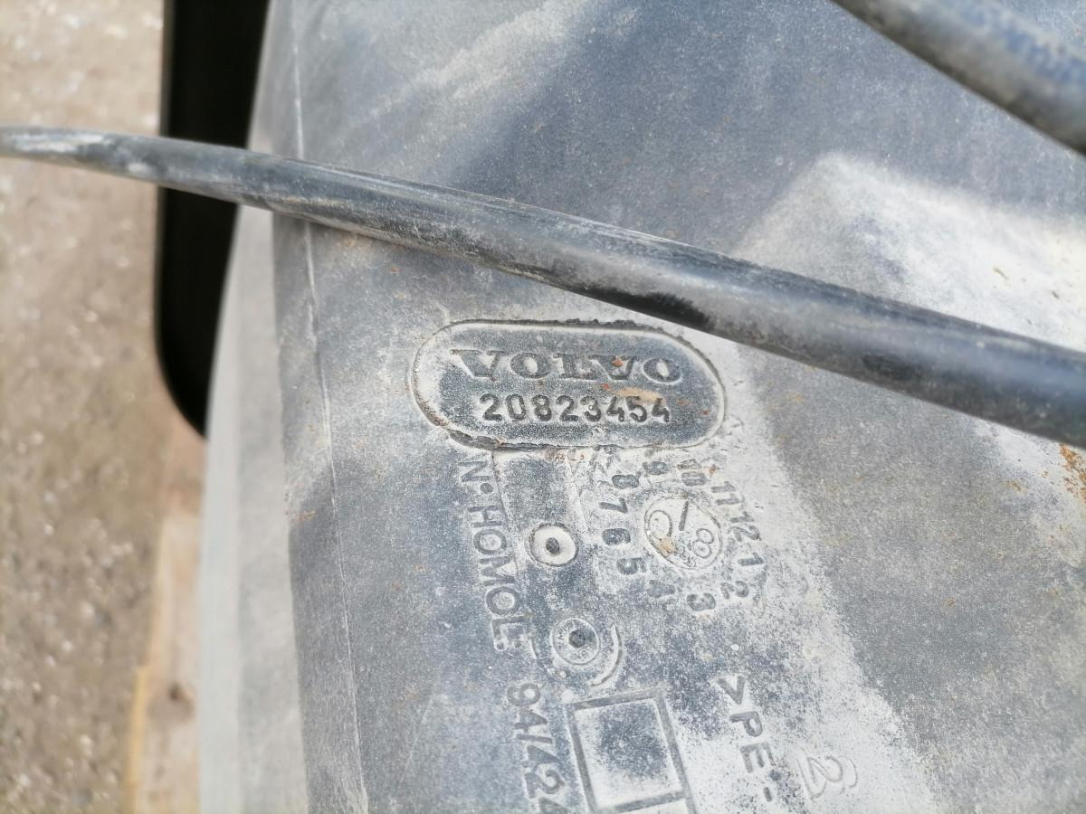 Volvo Kütusepaak 200L 20823454 - Spremnik goriva za Kamion: slika Volvo Kütusepaak 200L 20823454 - Spremnik goriva za Kamion Volvo Kütusepaak 200L 20823454 - Spremnik goriva za Kamion: slika Volvo Kütusepaak 200L 20823454 - Spremnik goriva za Kamion