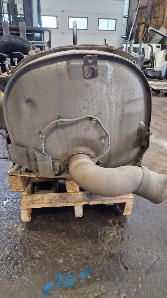 Volvo Muffler 22495989 - Prigušni lonac za Kamion: slika Volvo Muffler 22495989 - Prigušni lonac za Kamion Volvo Muffler 22495989 - Prigušni lonac za Kamion: slika Volvo Muffler 22495989 - Prigušni lonac za Kamion