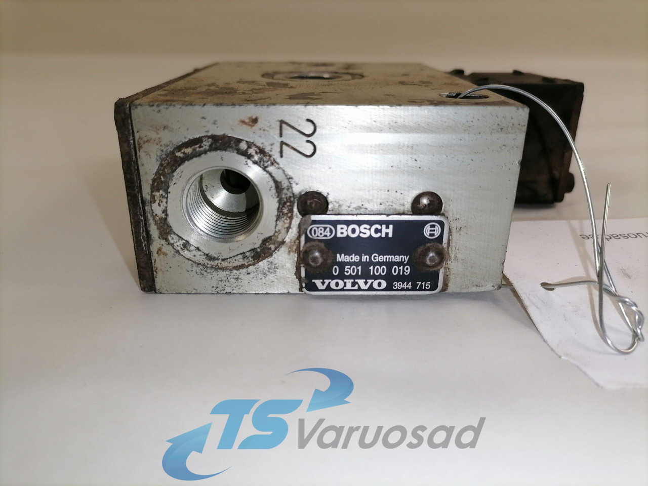 Volvo Õhuklapp (Remonditud) 3944715 - Kočioni ventil za Kamion: slika Volvo Õhuklapp (Remonditud) 3944715 - Kočioni ventil za Kamion Volvo Õhuklapp (Remonditud) 3944715 - Kočioni ventil za Kamion: slika Volvo Õhuklapp (Remonditud) 3944715 - Kočioni ventil za Kamion