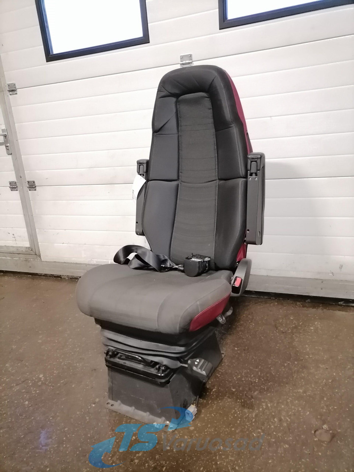 Volvo Passenger seat 21210197 - Sjedalo za Kamion: slika Volvo Passenger seat 21210197 - Sjedalo za Kamion Volvo Passenger seat 21210197 - Sjedalo za Kamion: slika Volvo Passenger seat 21210197 - Sjedalo za Kamion