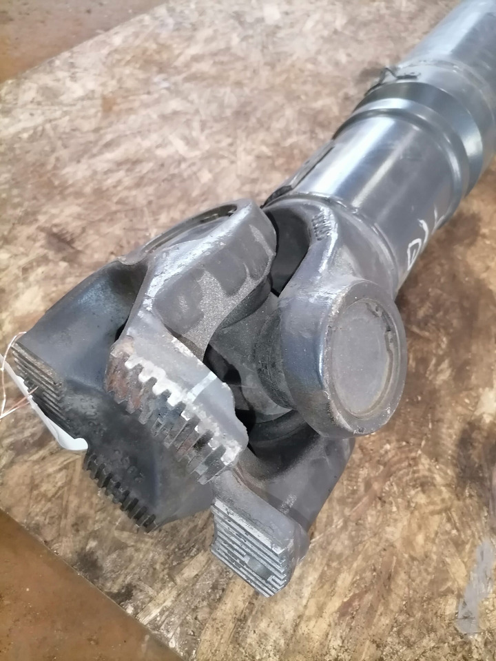 Volvo Propeller shaft 1067769 - Kardansko vratilo za Kamion: slika Volvo Propeller shaft 1067769 - Kardansko vratilo za Kamion Volvo Propeller shaft 1067769 - Kardansko vratilo za Kamion: slika Volvo Propeller shaft 1067769 - Kardansko vratilo za Kamion