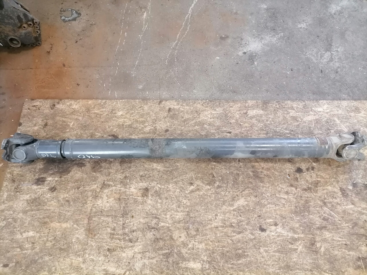 Volvo Propeller shaft 1067769 - Kardansko vratilo za Kamion: slika Volvo Propeller shaft 1067769 - Kardansko vratilo za Kamion Volvo Propeller shaft 1067769 - Kardansko vratilo za Kamion: slika Volvo Propeller shaft 1067769 - Kardansko vratilo za Kamion