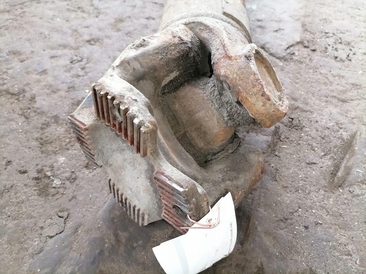 Volvo Propeller shaft 1068177 - Kardansko vratilo za Kamion: slika Volvo Propeller shaft 1068177 - Kardansko vratilo za Kamion Volvo Propeller shaft 1068177 - Kardansko vratilo za Kamion: slika Volvo Propeller shaft 1068177 - Kardansko vratilo za Kamion