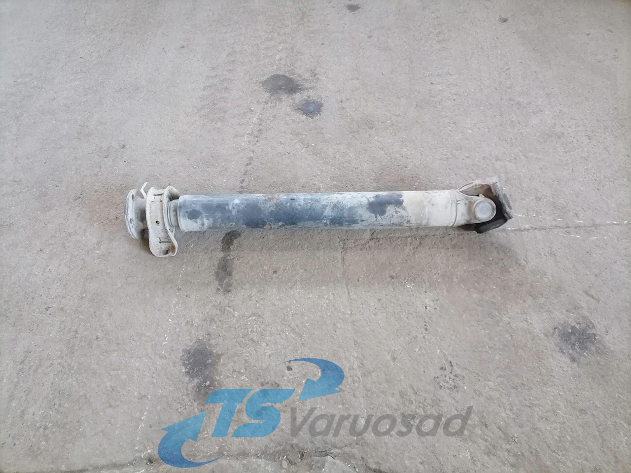 Volvo Propeller shaft 20471382 - Kardansko vratilo za Kamion: slika Volvo Propeller shaft 20471382 - Kardansko vratilo za Kamion Volvo Propeller shaft 20471382 - Kardansko vratilo za Kamion: slika Volvo Propeller shaft 20471382 - Kardansko vratilo za Kamion