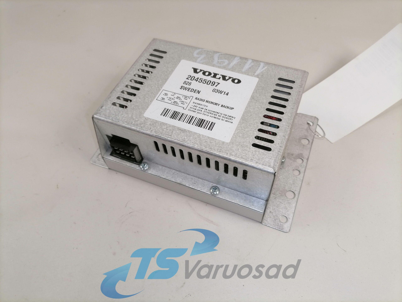 Volvo Radio Memory Backup 20455097 - Upravljačka jedinica (ECU) za Kamion: slika Volvo Radio Memory Backup 20455097 - Upravljačka jedinica (ECU) za Kamion Volvo Radio Memory Backup 20455097 - Upravljačka jedinica (ECU) za Kamion: slika Volvo Radio Memory Backup 20455097 - Upravljačka jedinica (ECU) za Kamion