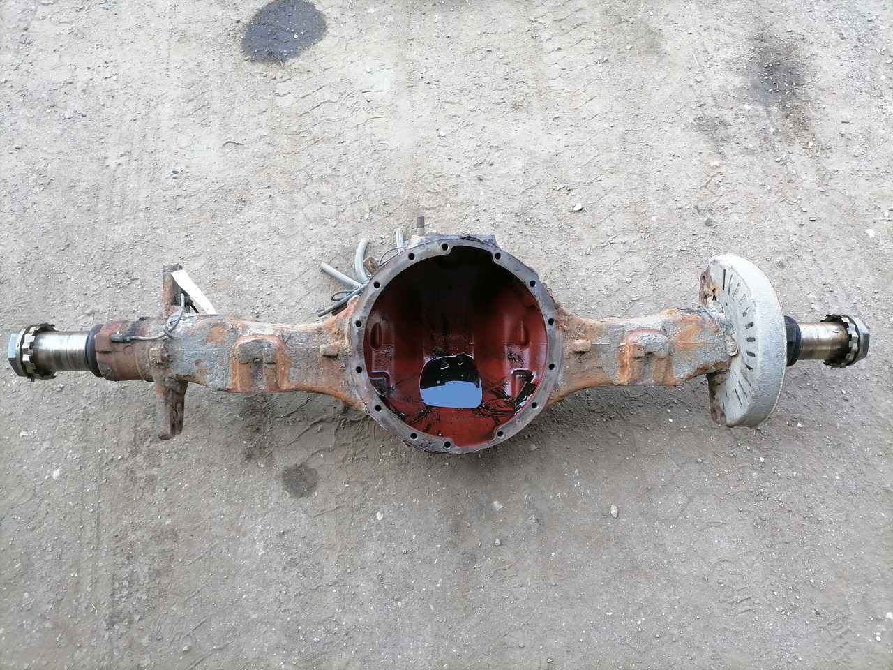 Volvo Rear axel housing 3192474 - Osovina i dijelovi za Kamion: slika Volvo Rear axel housing 3192474 - Osovina i dijelovi za Kamion Volvo Rear axel housing 3192474 - Osovina i dijelovi za Kamion: slika Volvo Rear axel housing 3192474 - Osovina i dijelovi za Kamion