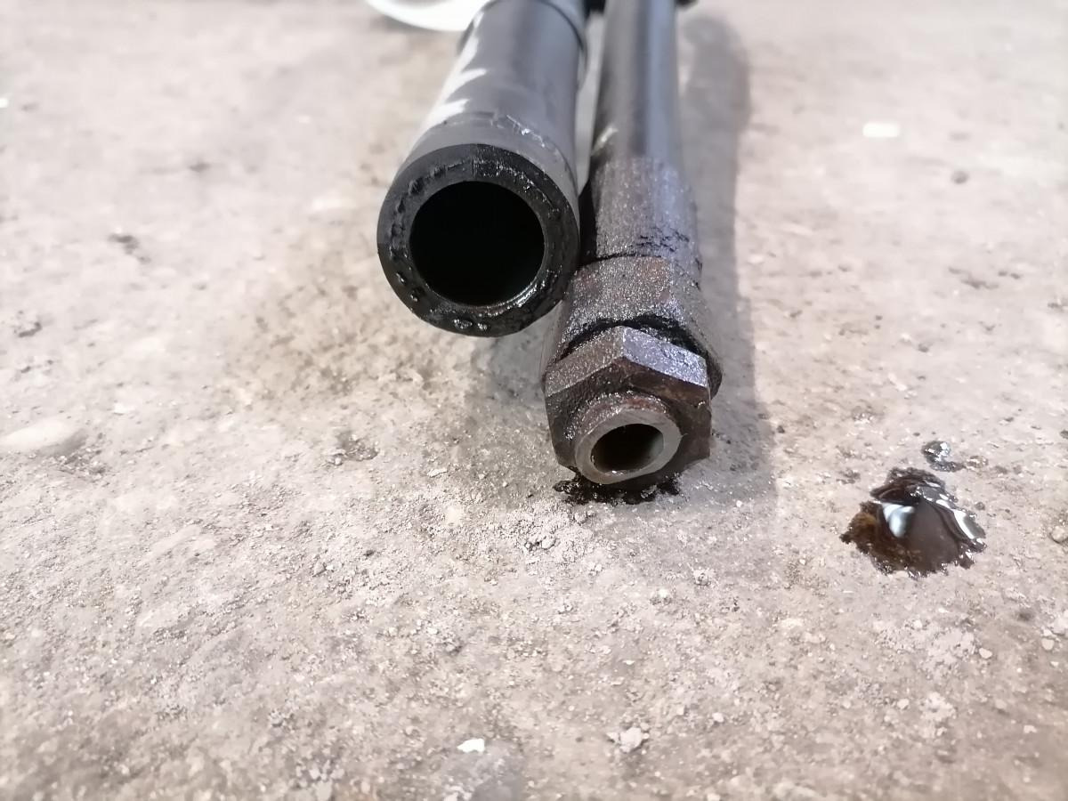 Volvo Roolisüsteemi õlitoru 20797999 - Servo crijevo za Kamion: slika Volvo Roolisüsteemi õlitoru 20797999 - Servo crijevo za Kamion Volvo Roolisüsteemi õlitoru 20797999 - Servo crijevo za Kamion: slika Volvo Roolisüsteemi õlitoru 20797999 - Servo crijevo za Kamion