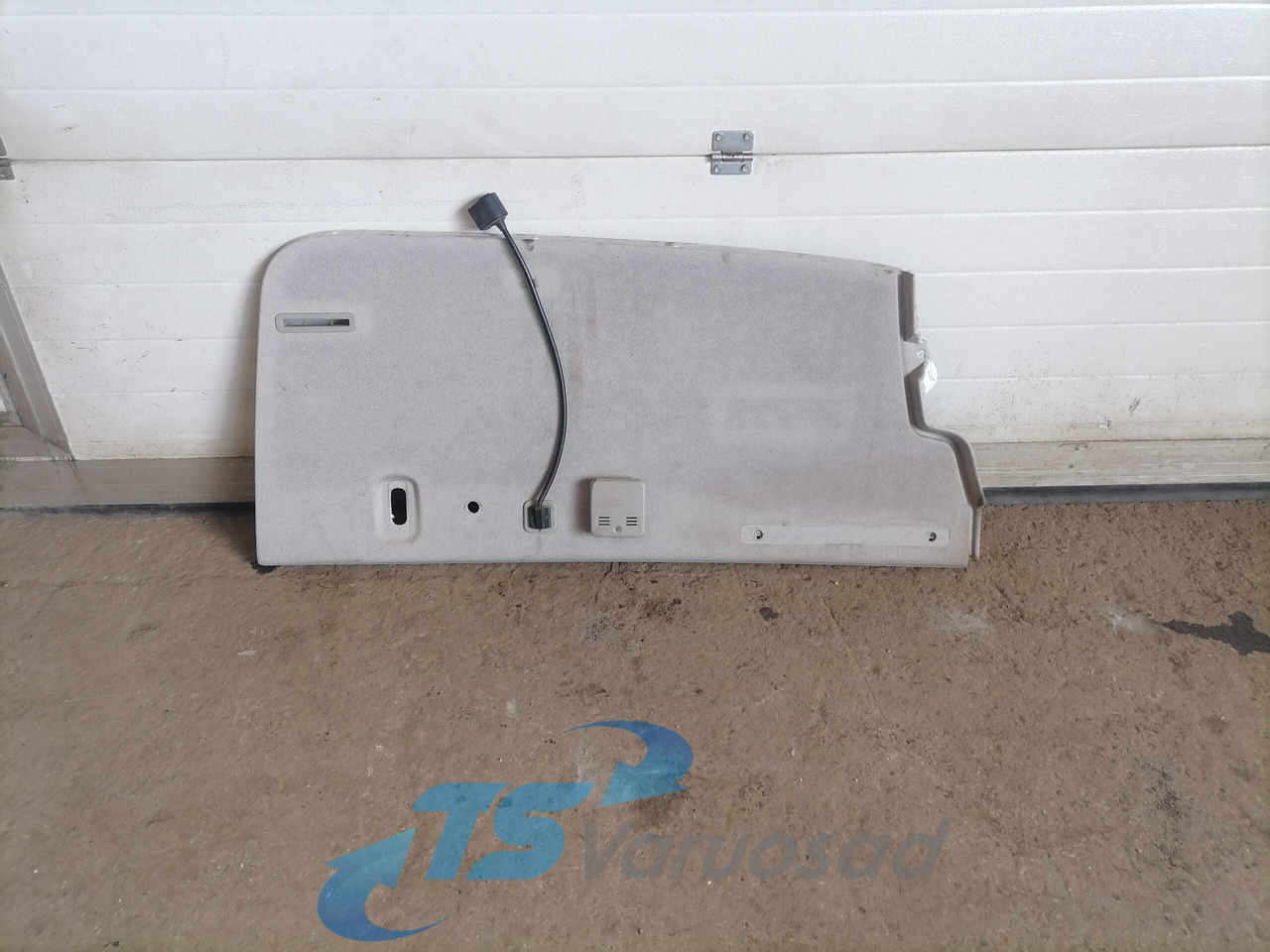 Volvo Salongi polster 20453813 - Univerzalni dio za Kamion: slika Volvo Salongi polster 20453813 - Univerzalni dio za Kamion Volvo Salongi polster 20453813 - Univerzalni dio za Kamion: slika Volvo Salongi polster 20453813 - Univerzalni dio za Kamion