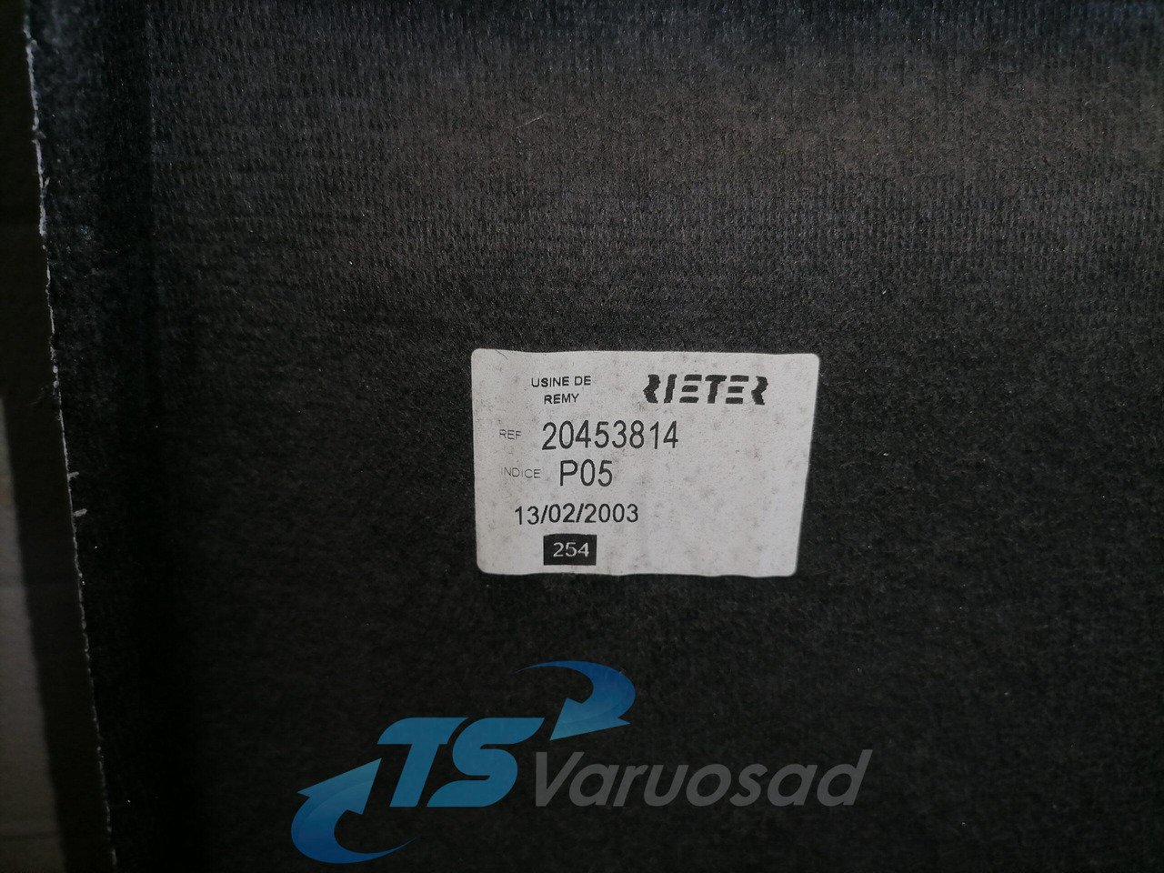 Volvo Salongi polster 20453814 - Univerzalni dio za Kamion: slika Volvo Salongi polster 20453814 - Univerzalni dio za Kamion Volvo Salongi polster 20453814 - Univerzalni dio za Kamion: slika Volvo Salongi polster 20453814 - Univerzalni dio za Kamion