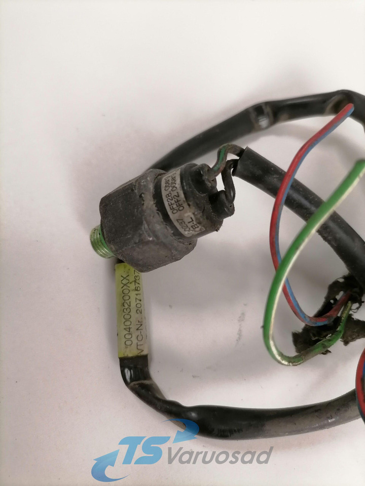 Volvo Sensor, A/C 20716737 - Grijanje/ Ventilacija za Kamion: slika Volvo Sensor, A/C 20716737 - Grijanje/ Ventilacija za Kamion Volvo Sensor, A/C 20716737 - Grijanje/ Ventilacija za Kamion: slika Volvo Sensor, A/C 20716737 - Grijanje/ Ventilacija za Kamion