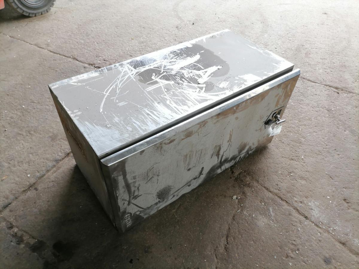 Volvo Tool box - Univerzalni dio za Kamion: slika Volvo Tool box - Univerzalni dio za Kamion Volvo Tool box - Univerzalni dio za Kamion: slika Volvo Tool box - Univerzalni dio za Kamion