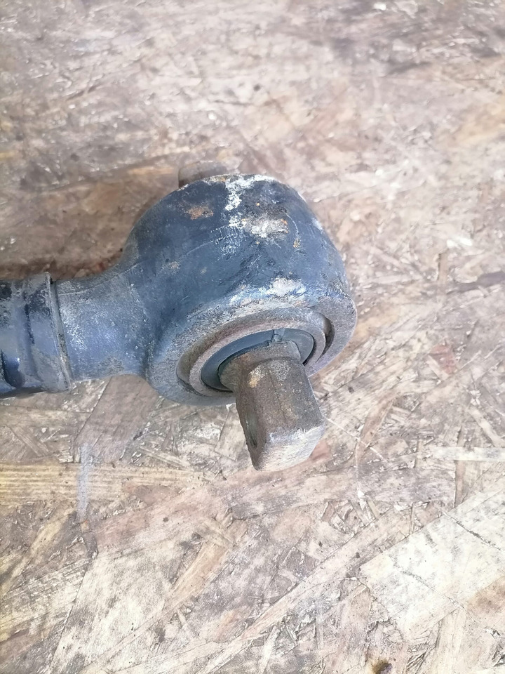 Volvo V- rod 20703338 - Osovina i dijelovi za Kamion: slika  Volvo V- rod 20703338 - Osovina i dijelovi za Kamion Volvo V- rod 20703338 - Osovina i dijelovi za Kamion: slika  Volvo V- rod 20703338 - Osovina i dijelovi za Kamion