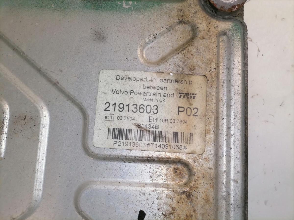 Volvo Volvo EMS juhtplokk, D8K280 21913603 - Upravljačka jedinica (ECU) za Kamion: slika Volvo Volvo EMS juhtplokk, D8K280 21913603 - Upravljačka jedinica (ECU) za Kamion Volvo Volvo EMS juhtplokk, D8K280 21913603 - Upravljačka jedinica (ECU) za Kamion: slika Volvo Volvo EMS juhtplokk, D8K280 21913603 - Upravljačka jedinica (ECU) za Kamion