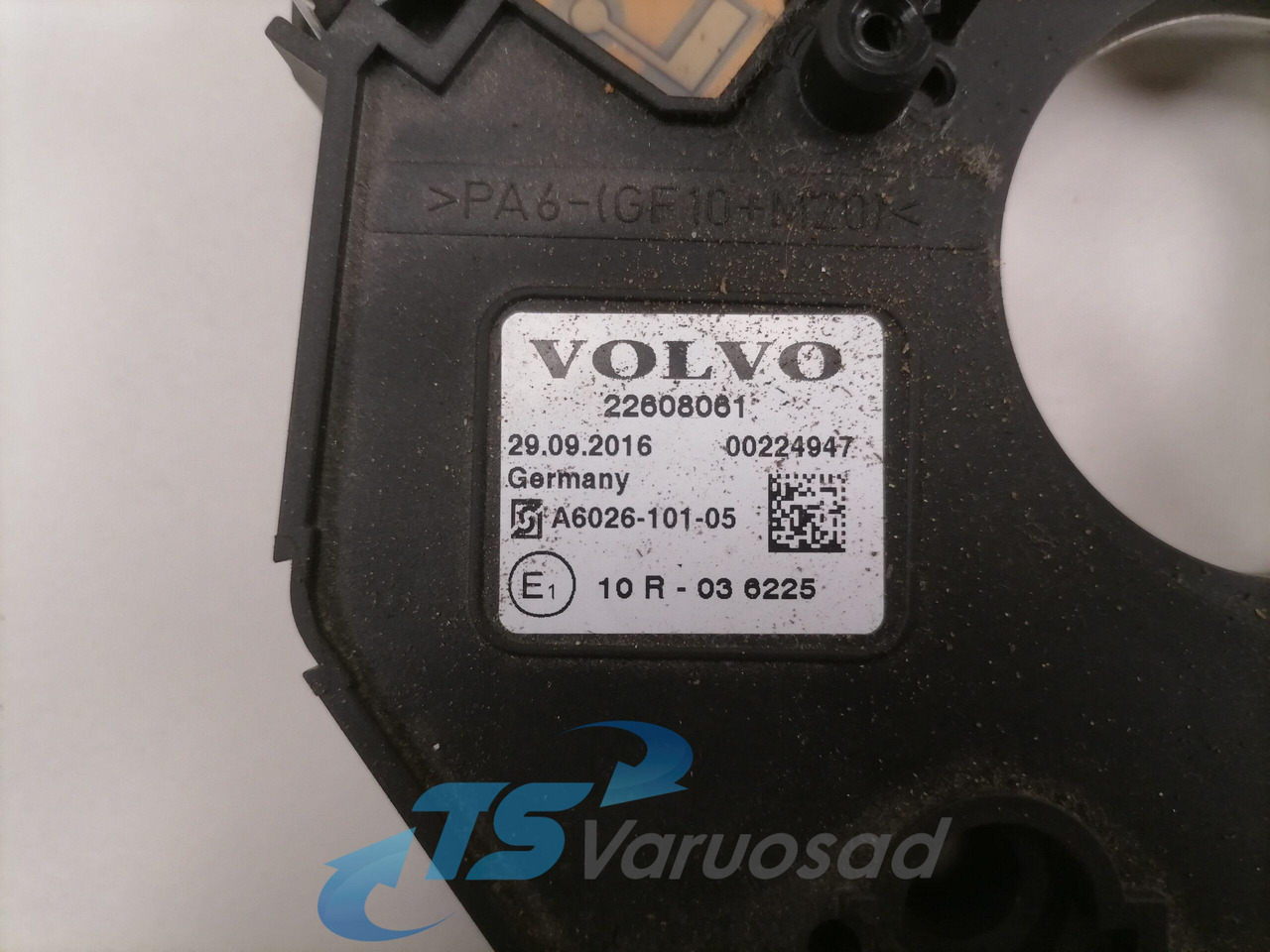 Volvo Volvo rooli lülitite kandur 22608061 - Kabina za Kamion: slika Volvo Volvo rooli lülitite kandur 22608061 - Kabina za Kamion Volvo Volvo rooli lülitite kandur 22608061 - Kabina za Kamion: slika Volvo Volvo rooli lülitite kandur 22608061 - Kabina za Kamion