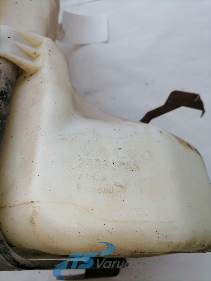 Volvo Windscreen washer fluid tank 20382655 - Brisač za Kamion: slika Volvo Windscreen washer fluid tank 20382655 - Brisač za Kamion Volvo Windscreen washer fluid tank 20382655 - Brisač za Kamion: slika Volvo Windscreen washer fluid tank 20382655 - Brisač za Kamion