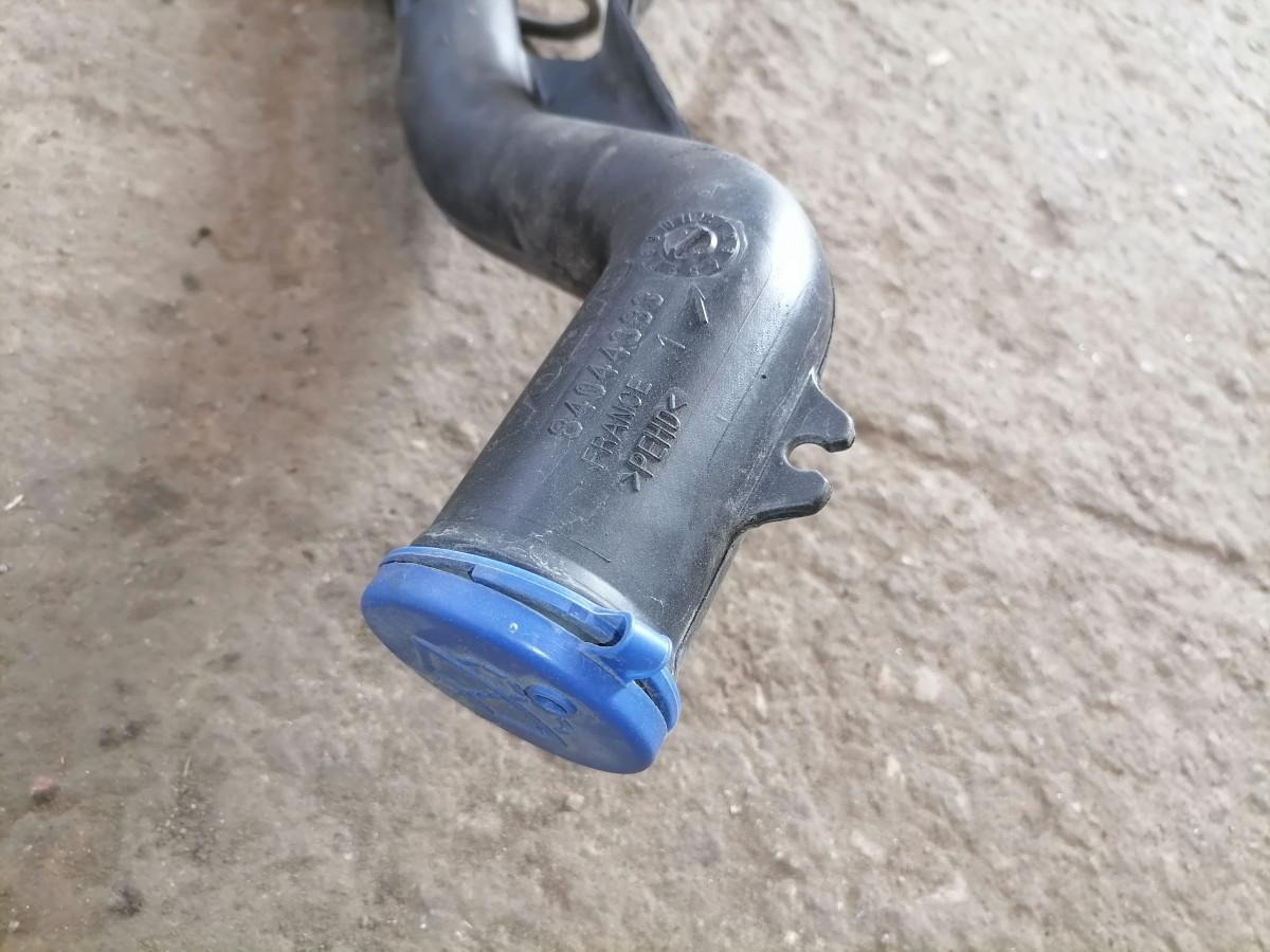 Volvo Windscreen washer fluid tank 84092257 - Brisač za Kamion: slika Volvo Windscreen washer fluid tank 84092257 - Brisač za Kamion Volvo Windscreen washer fluid tank 84092257 - Brisač za Kamion: slika Volvo Windscreen washer fluid tank 84092257 - Brisač za Kamion
