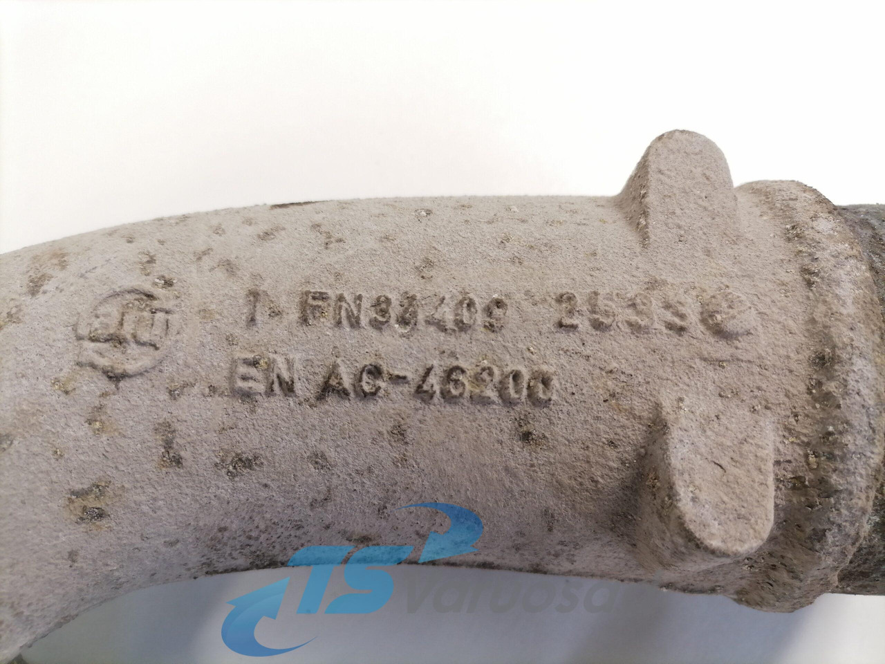 Volvo intercooler pipe 21082831 - Međuhladnjak za Kamion: slika  Volvo intercooler pipe 21082831 - Međuhladnjak za Kamion Volvo intercooler pipe 21082831 - Međuhladnjak za Kamion: slika  Volvo intercooler pipe 21082831 - Međuhladnjak za Kamion