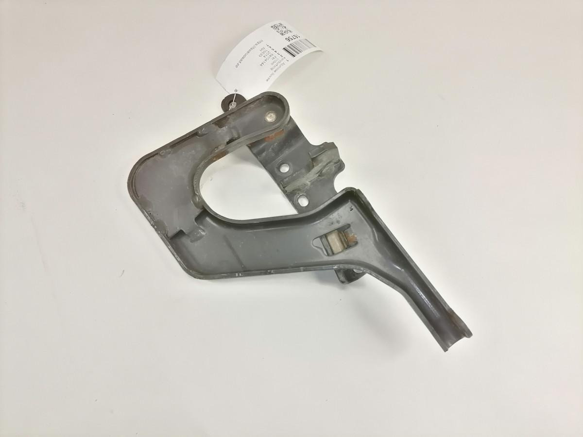 Volvo lower grille carrier hinge 84104144 - Rešetka za Kamion: slika Volvo lower grille carrier hinge 84104144 - Rešetka za Kamion Volvo lower grille carrier hinge 84104144 - Rešetka za Kamion: slika Volvo lower grille carrier hinge 84104144 - Rešetka za Kamion