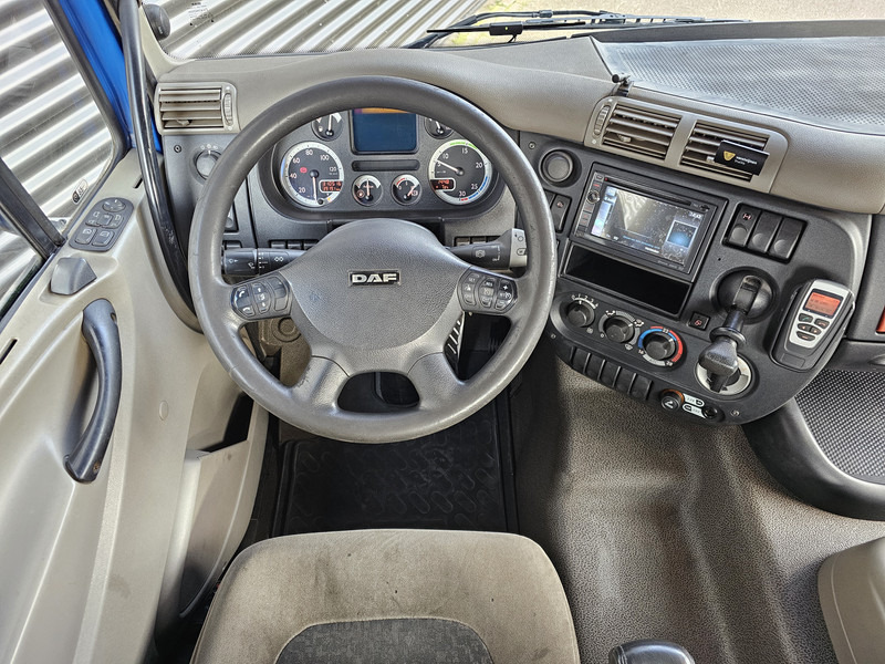 Interior photo 2: Zakup DAF CF 75.310 / PALFINGER CRANE + TRAILER DAF CF 75.310 / PALFINGER CRANE + TRAILER